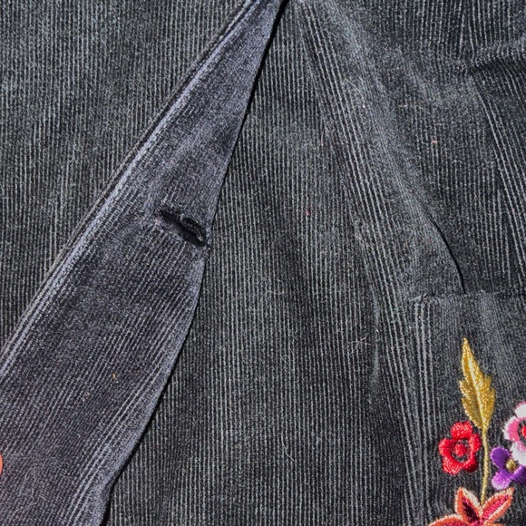 Stunning RARE Vintage 90s  Embroidered Black Betsey Johnson Coat - Picture 4 of 7